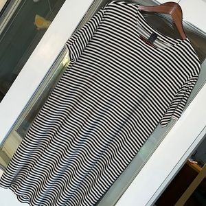 Norma Kamali short Sleeve Boxy Dress Sttiped